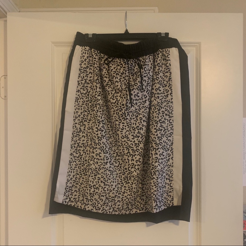 DKNY leopard print skirt NWT